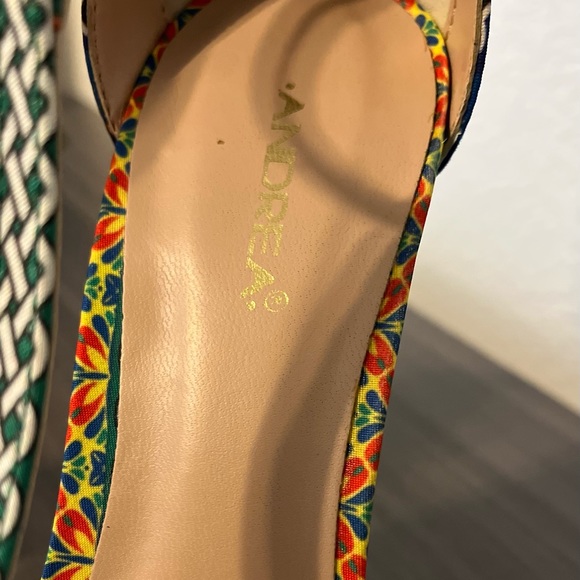 Platform Sandals - Picture 6 of 11